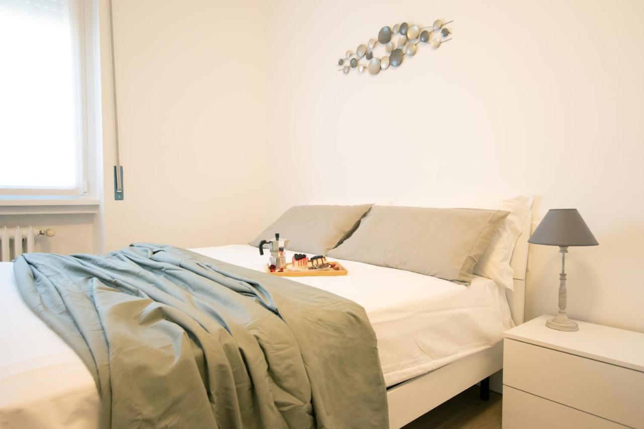 Ihost Apartment - Mancini 14 Милано Екстериор снимка